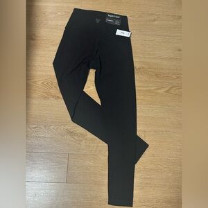 Brand New TNA BUTTER HI-RISE 7/8 Legging
